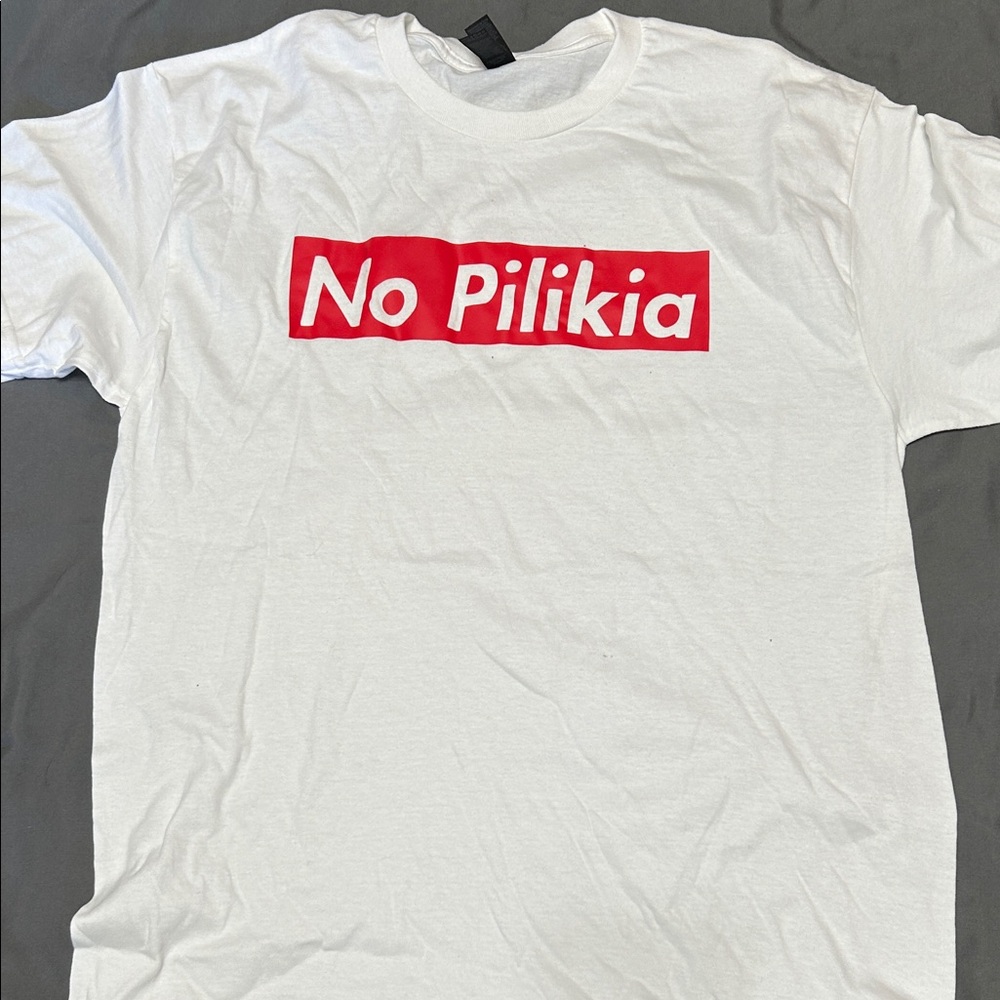 "No Pilikia" Graphic Print